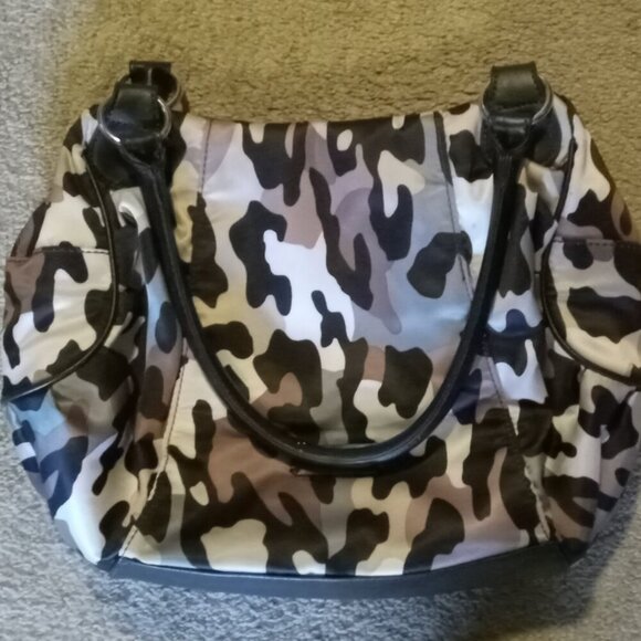 NWOT NINE & CO. CAMO SHOULDER BAG! ☆3FOR$25☆ - Picture 10 of 10